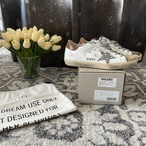 Size 37 (US women’s 7) Golden Goode Superstar Classics